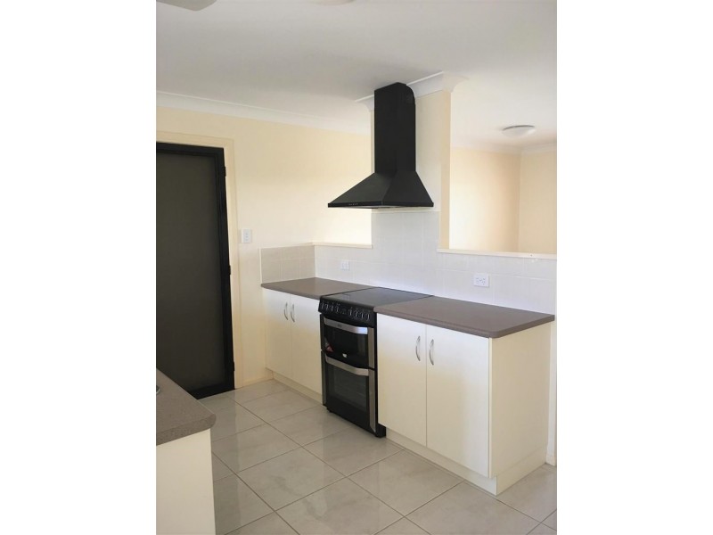 7 Wattlebird Avenue, Kelso QLD 4815