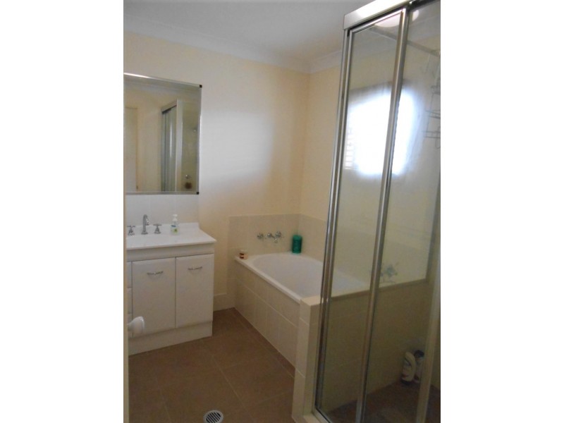 7 Wattlebird Avenue, Kelso QLD 4815