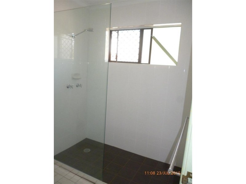8 Palm Drive, Deeragun QLD 4818