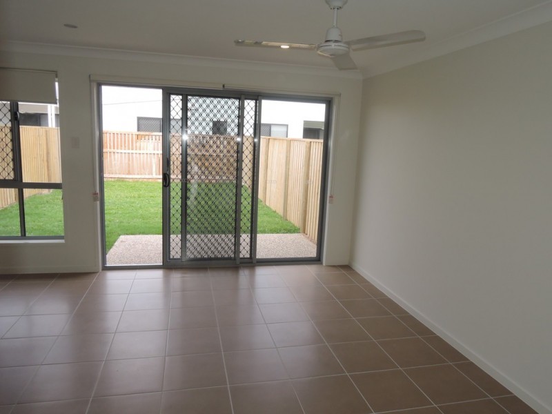 2/9 Intelligence Street, Oonoonba QLD 4811