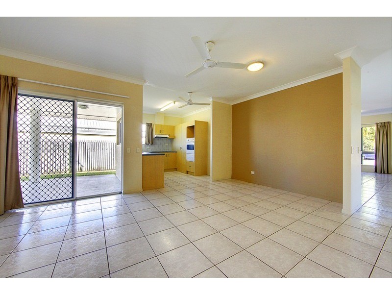 21 Santa Lucia Drive, Mount Louisa QLD 4814