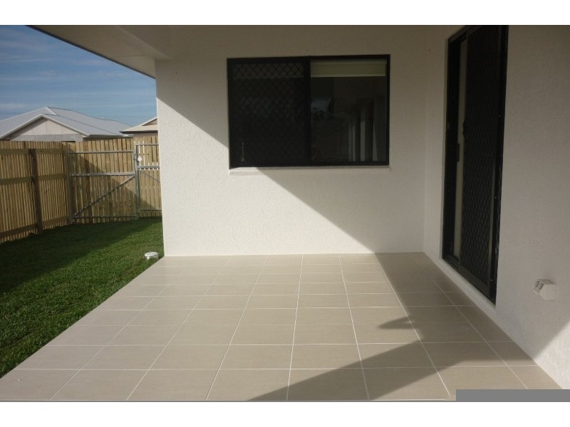 22 CHERWELL AVENUE, Bohle Plains QLD 4817