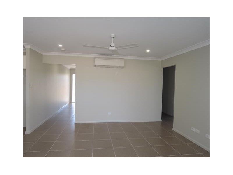 136 River Parks Boulevard, Kelso QLD 4815