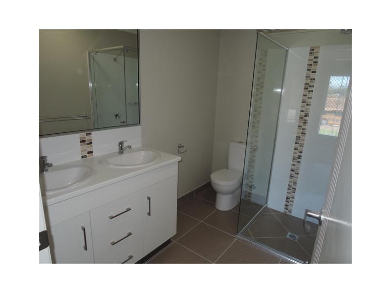 136 River Parks Boulevard, Kelso QLD 4815