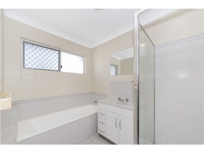 3/12 Old Common Road, Belgian Gardens QLD 4810