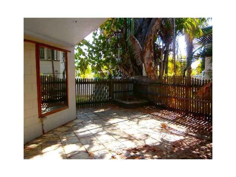 3/12 Old Common Road, Belgian Gardens QLD 4810