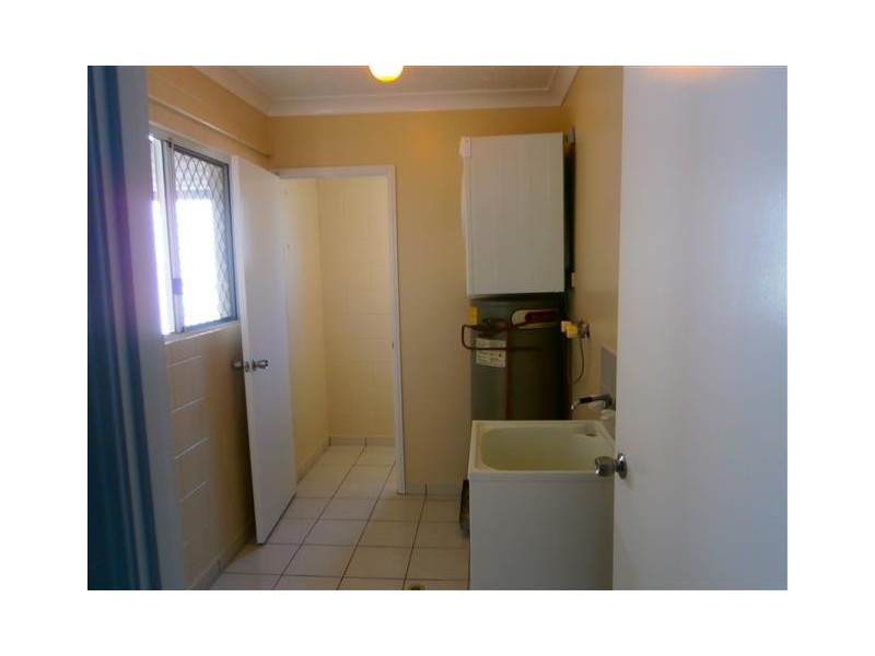3/12 Old Common Road, Belgian Gardens QLD 4810