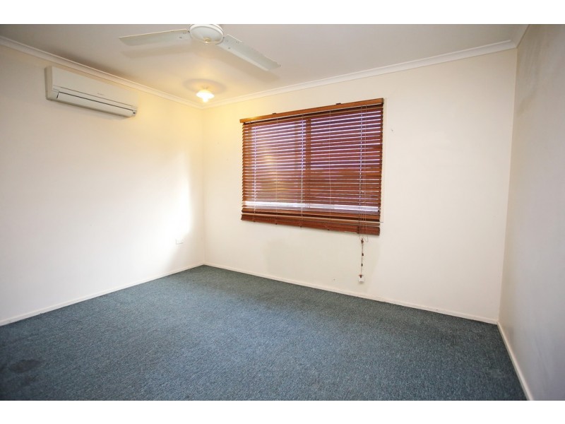 10 Hart Street, Kirwan QLD 4817