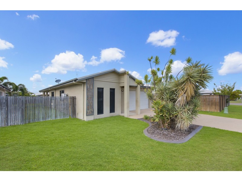 6 Oculina Street, Burdell QLD 4818