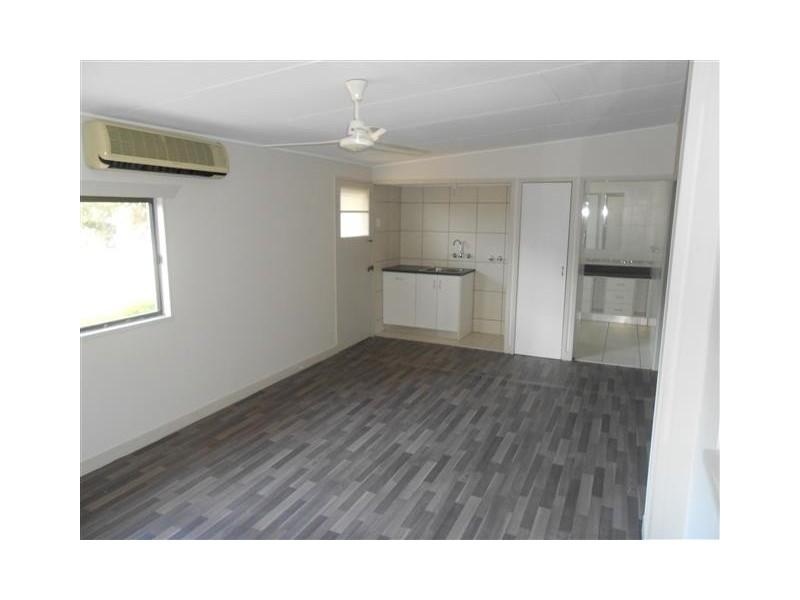 39 Lonerganne Street, Garbutt QLD 4814