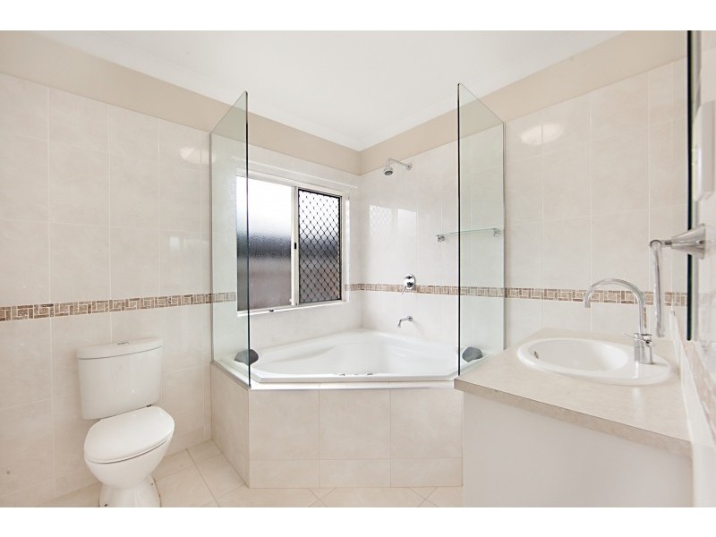 25 Petrie Way, Idalia QLD 4811