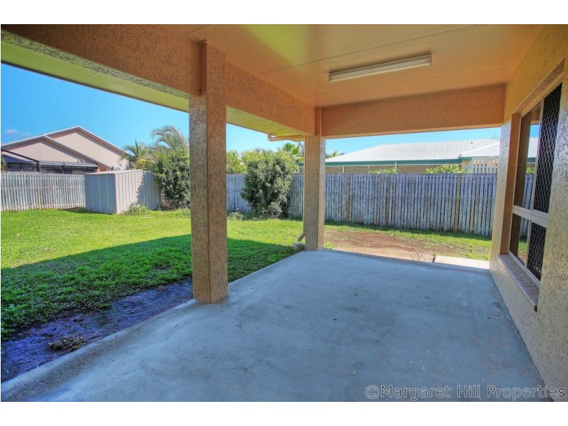 17 Lakeshore Circuit, Idalia QLD 4811
