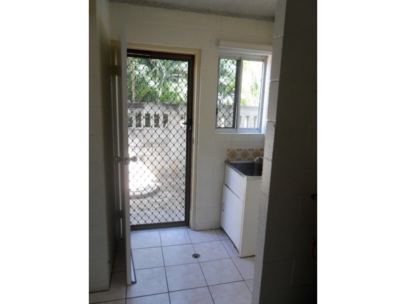 1/95 Hugh Street, West End QLD 4810