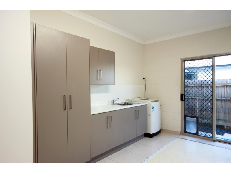 28 Batiki Circuit, Burdell QLD 4818