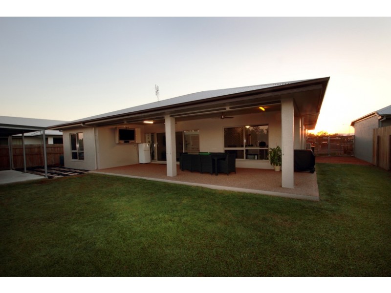 28 Batiki Circuit, Burdell QLD 4818