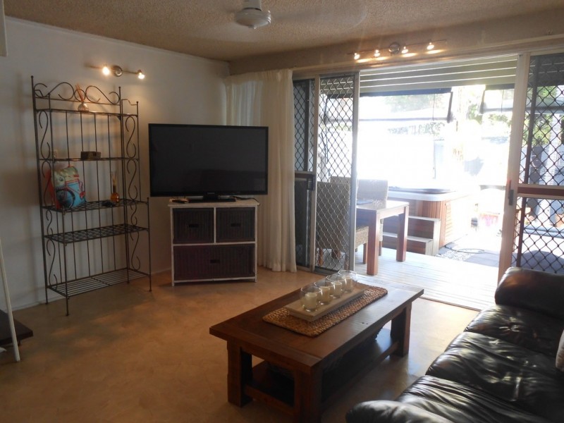 5/74 Paxton Street, North Ward QLD 4810