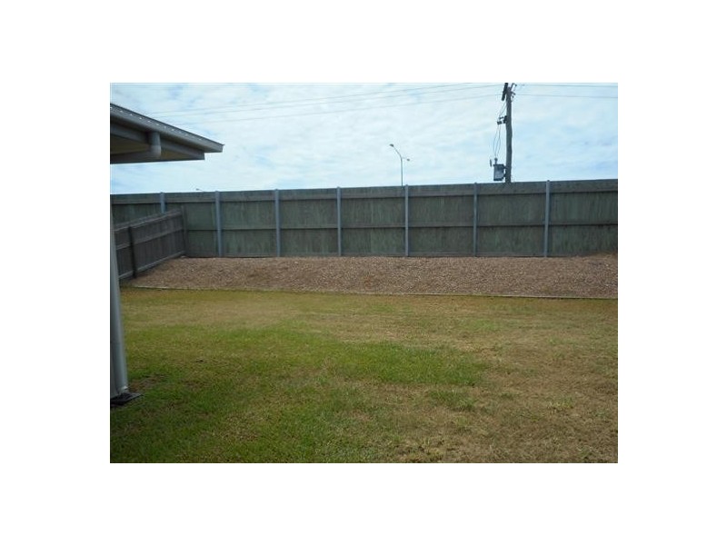 58 Kroymans Drive, Mount Louisa QLD 4814