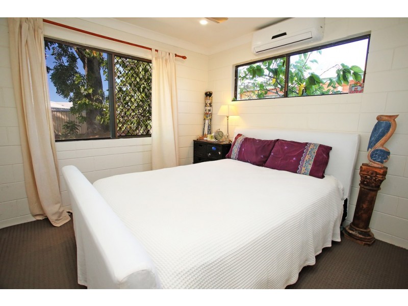 21 Whitsunday Drive, Kirwan QLD 4817