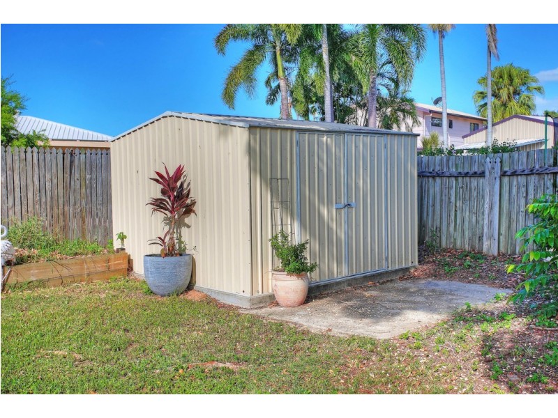 21 Whitsunday Drive, Kirwan QLD 4817