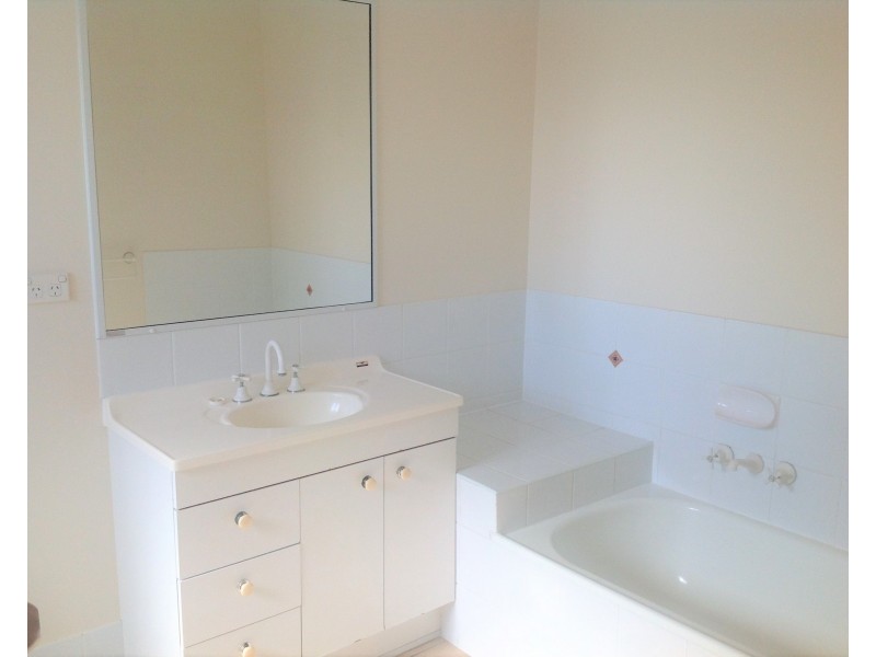 14 La Trobe Close, Douglas QLD 4814