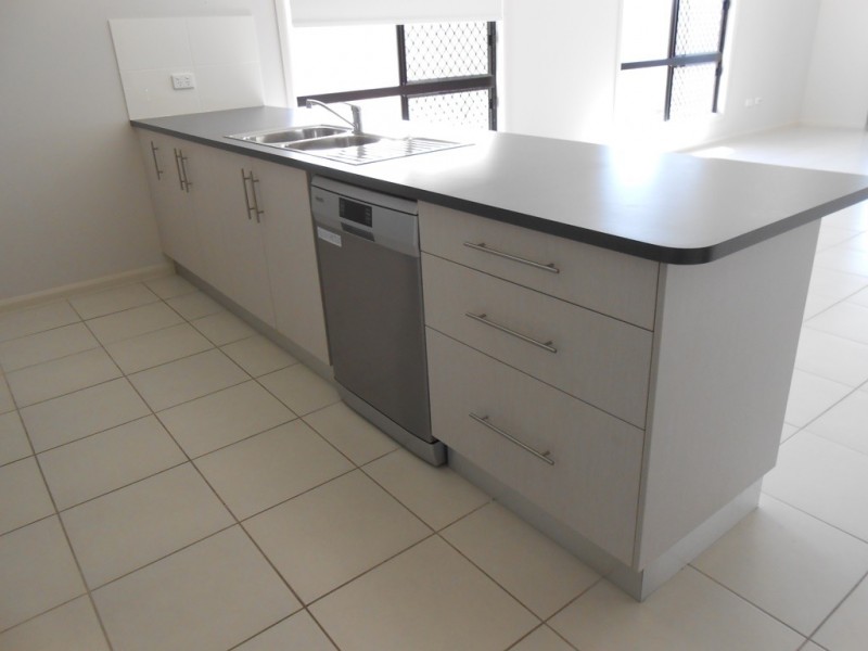 160 Kalynda parade, Bohle Plains QLD 4817