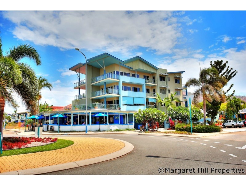 1/120 The Strand, North Ward QLD 4810