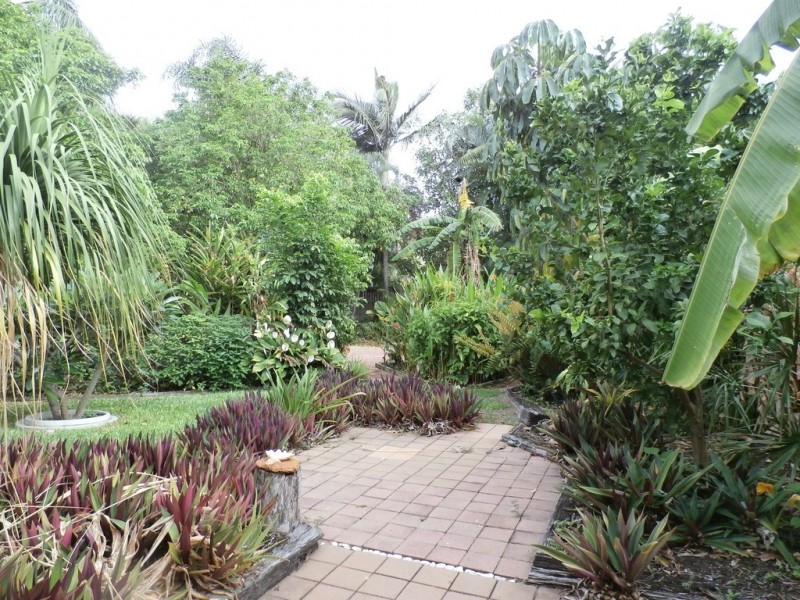 53 Armstrong Street, Hermit Park QLD 4812