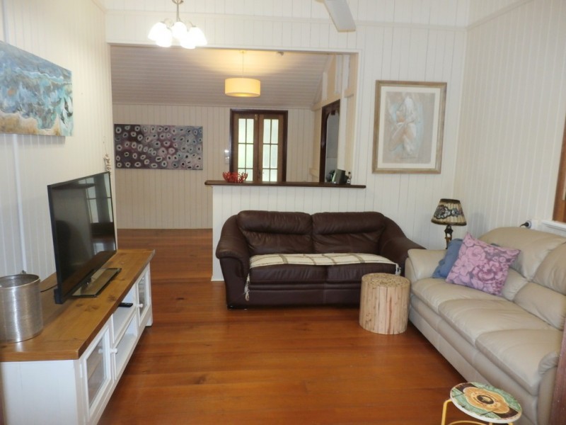 53 Armstrong Street, Hermit Park QLD 4812