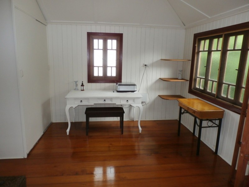 53 Armstrong Street, Hermit Park QLD 4812