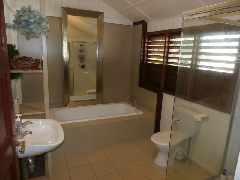 53 Armstrong Street, Hermit Park QLD 4812