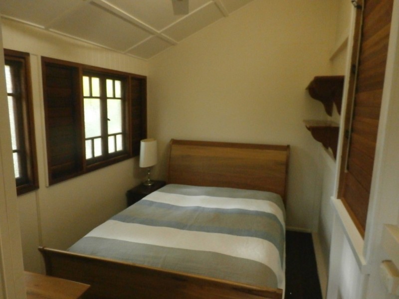 53 Armstrong Street, Hermit Park QLD 4812