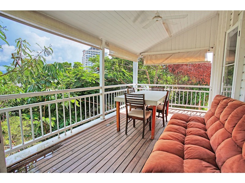 24 Willmett Street, Townsville City QLD 4810