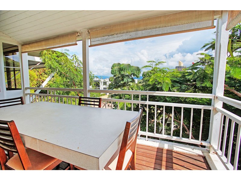 24 Willmett Street, Townsville City QLD 4810