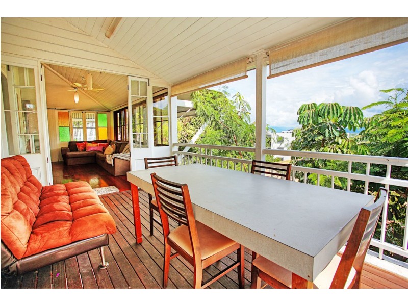 24 Willmett Street, Townsville City QLD 4810