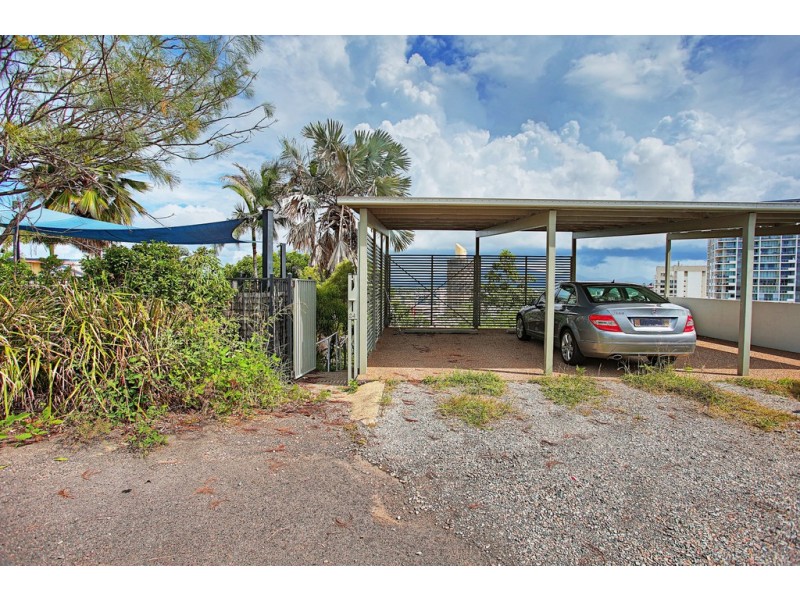 24 Willmett Street, Townsville City QLD 4810