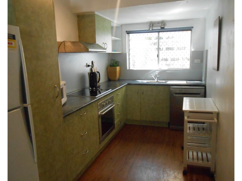 5/74 Paxton Street, North Ward QLD 4810