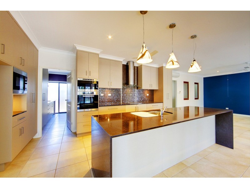 7 Woodhen Court, Bohle Plains QLD 4817