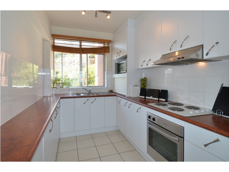 12/23A Cleveland Terrace, North Ward QLD 4810