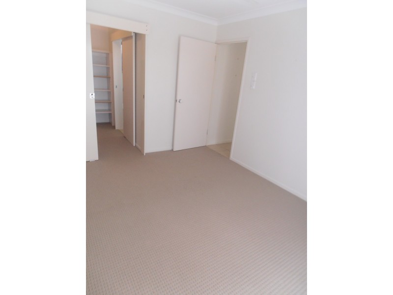 25 Bridgewater Drive, Condon QLD 4815