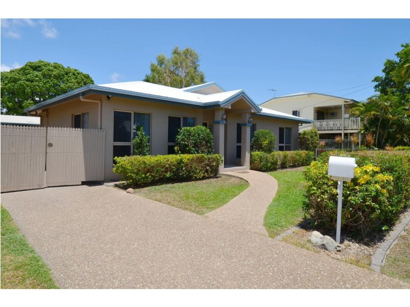 108 Eleventh Avenue, Railway Estate QLD 4810