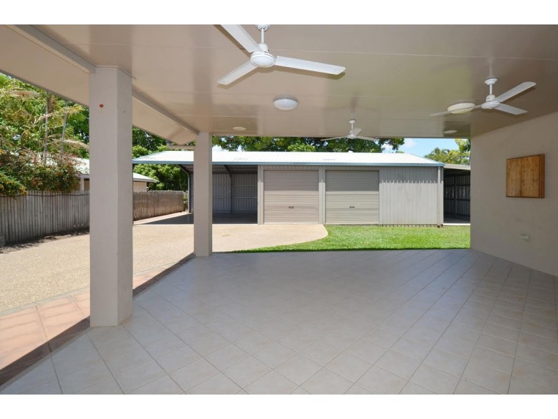 108 Eleventh Avenue, Railway Estate QLD 4810