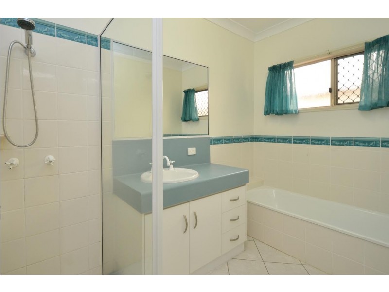 108 Eleventh Avenue, Railway Estate QLD 4810