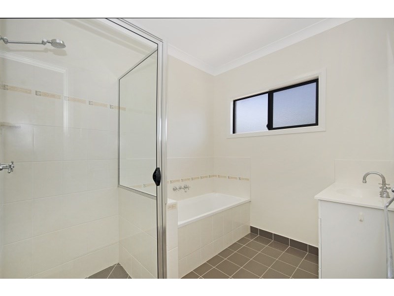 3 Lakeshore Circuit, Idalia QLD 4811