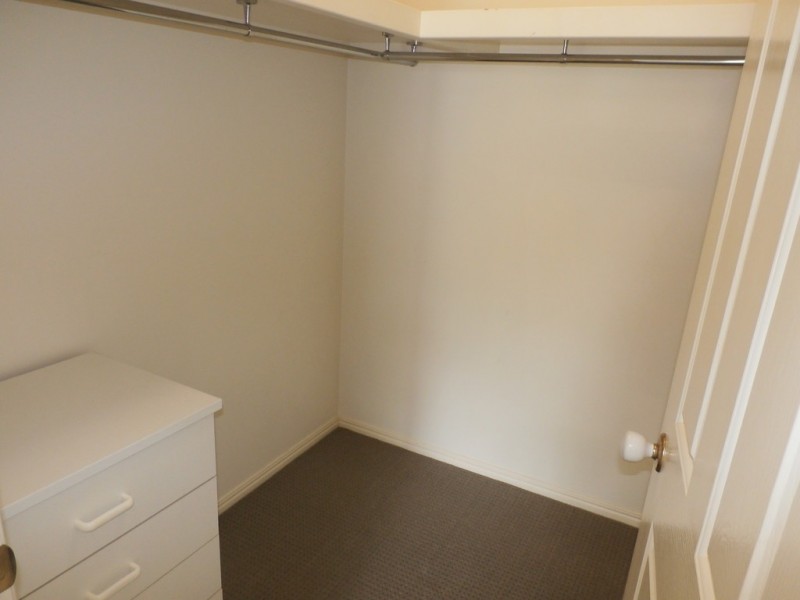 16 Scholars Place, Douglas QLD 4814