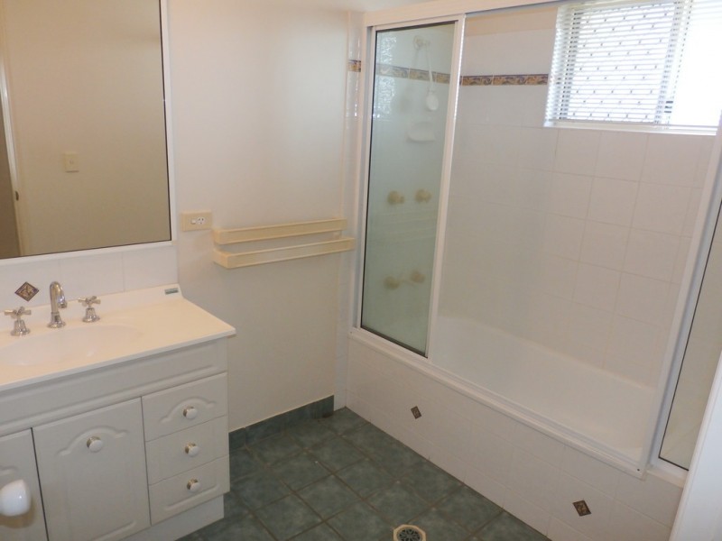 16 Scholars Place, Douglas QLD 4814