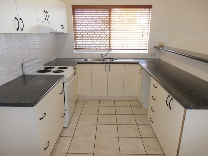 16 Scholars Place, Douglas QLD 4814