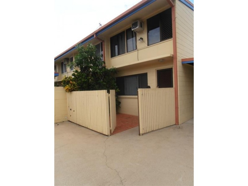 7/174 Harold Street, West End QLD 4810