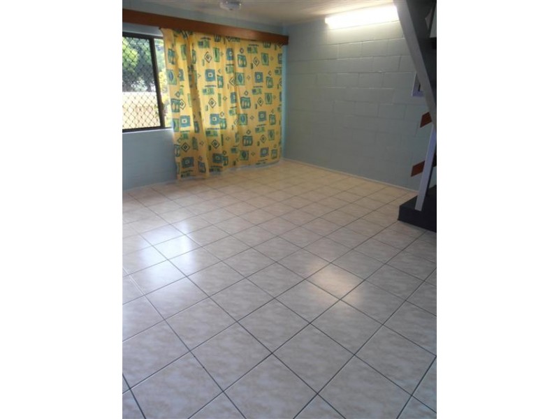 7/174 Harold Street, West End QLD 4810