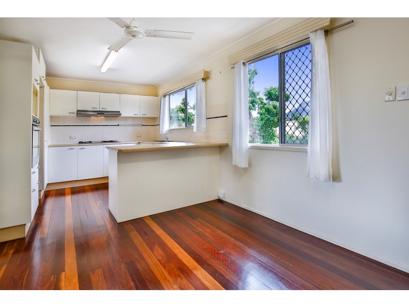 6 Fenner Street, Douglas QLD 4814