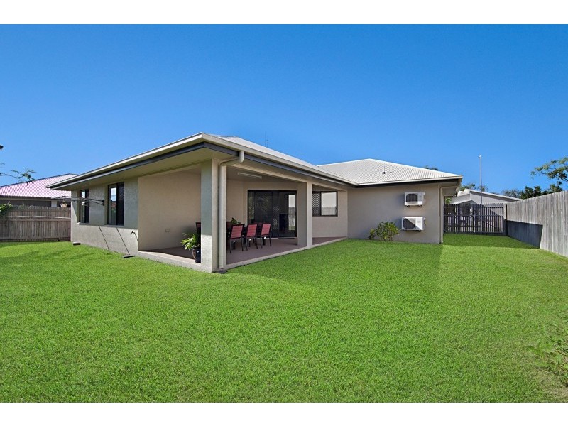 8 Browning Street, Mount Louisa QLD 4814